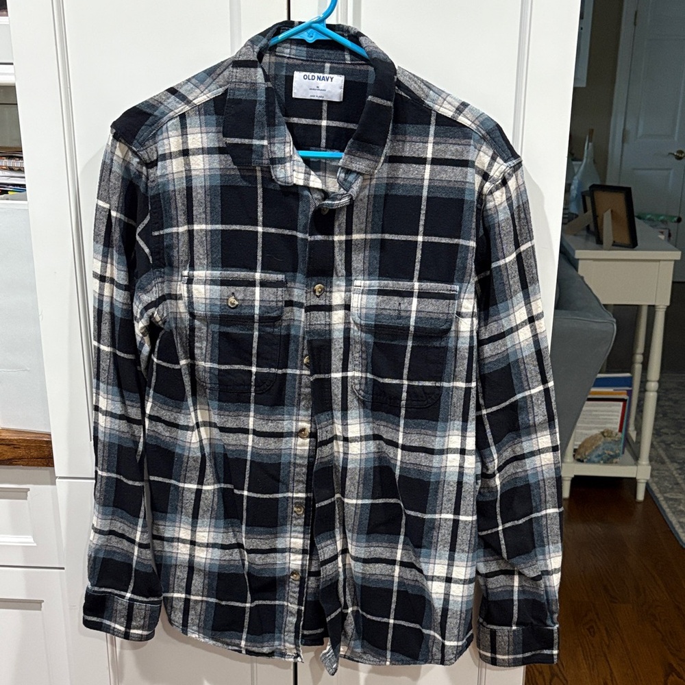Old Navy Classic Black and White Checkered Shirt